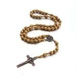 Análisis de cuántas cuentas tiene un rosario pequeño: comparativa de artículos religiosos